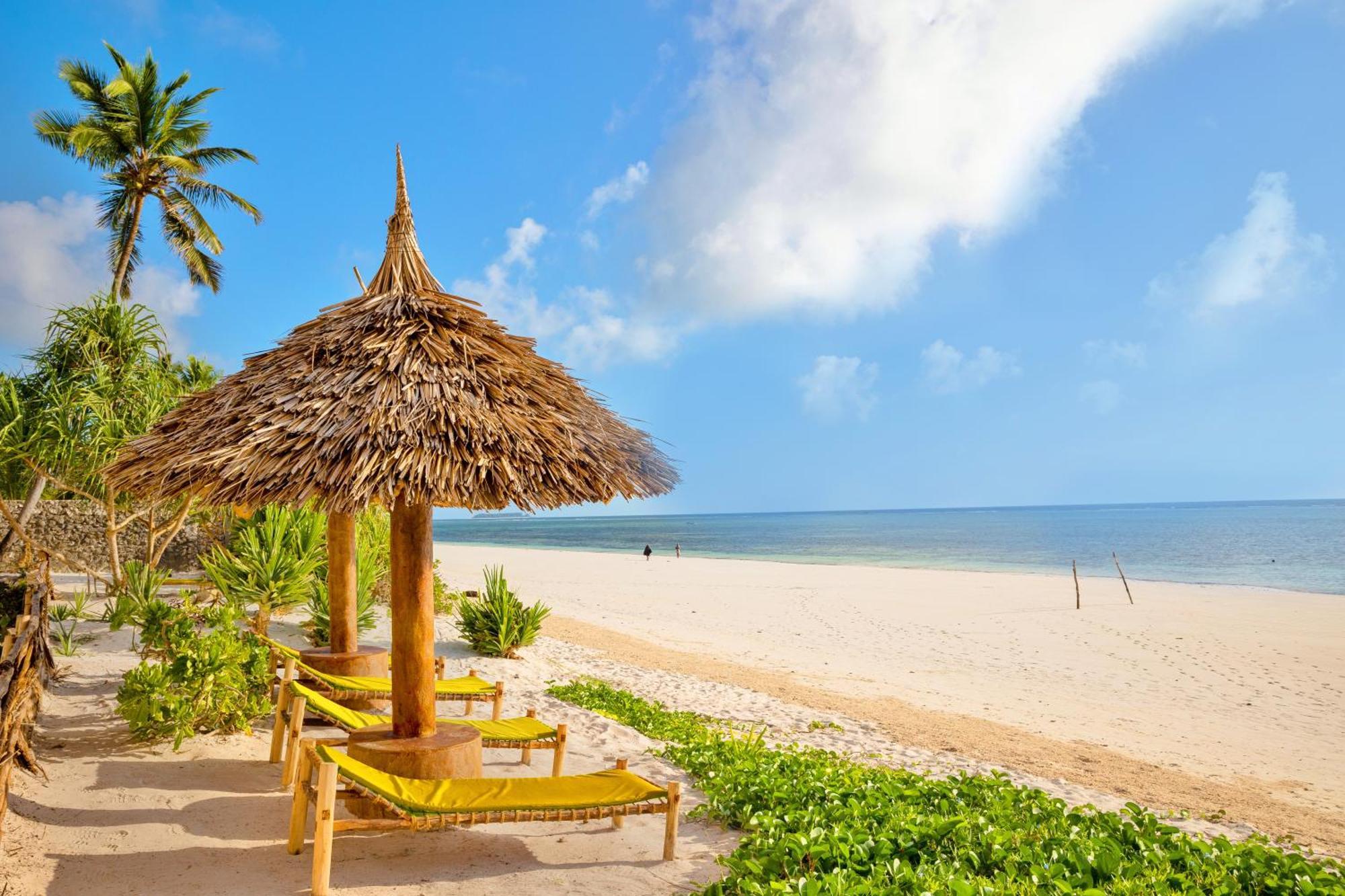 Ahg Sun Bay Mlilile Beach Hotel Matemwe  Extérieur photo